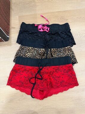 Lace Lounge Shorts 3-Pack — Black, Leopard, Red